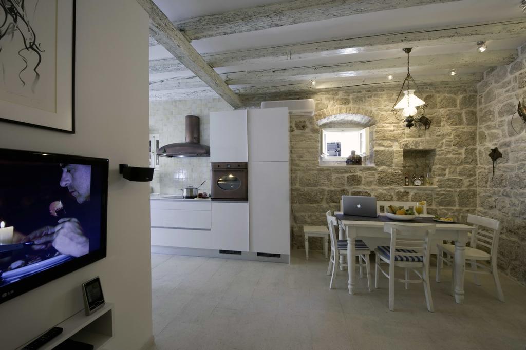 Apartment Whooart 코미자 외부 사진